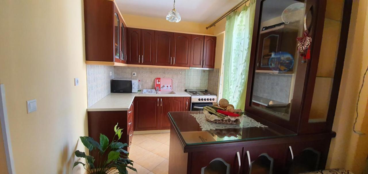 Enjoy Apartment Sarande Bagian luar foto