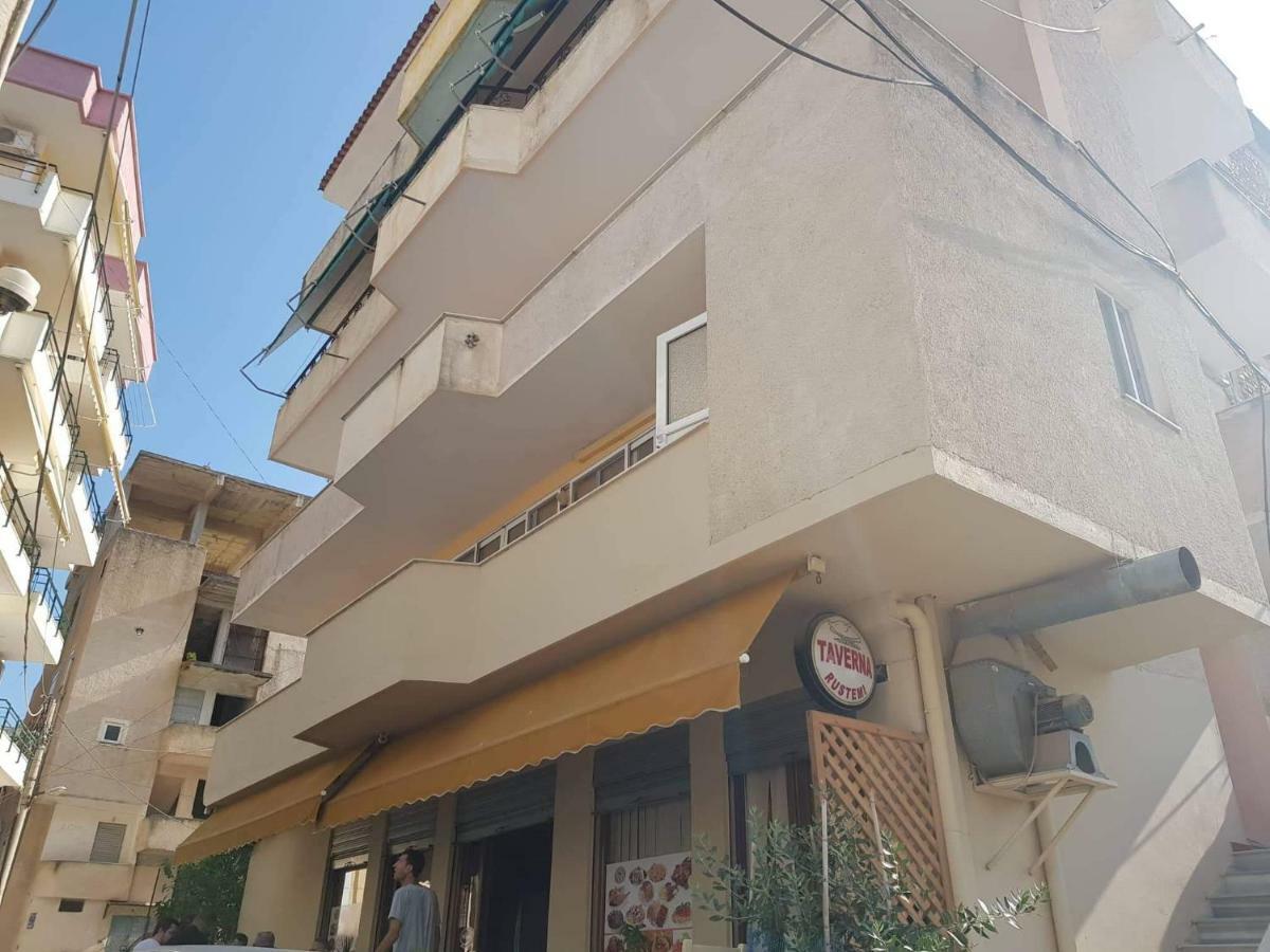 Enjoy Apartment Sarande Bagian luar foto